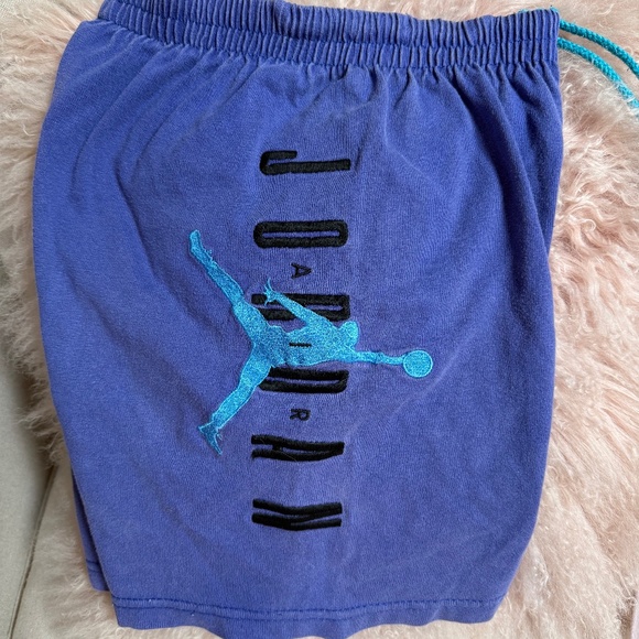Vintage Nike Air Jordan Embroidered Cotton Shorts Cobalt Blue Men’s Small Quilt - Picture 1 of 9